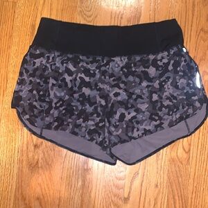 Athleta Medium camouflage shorts